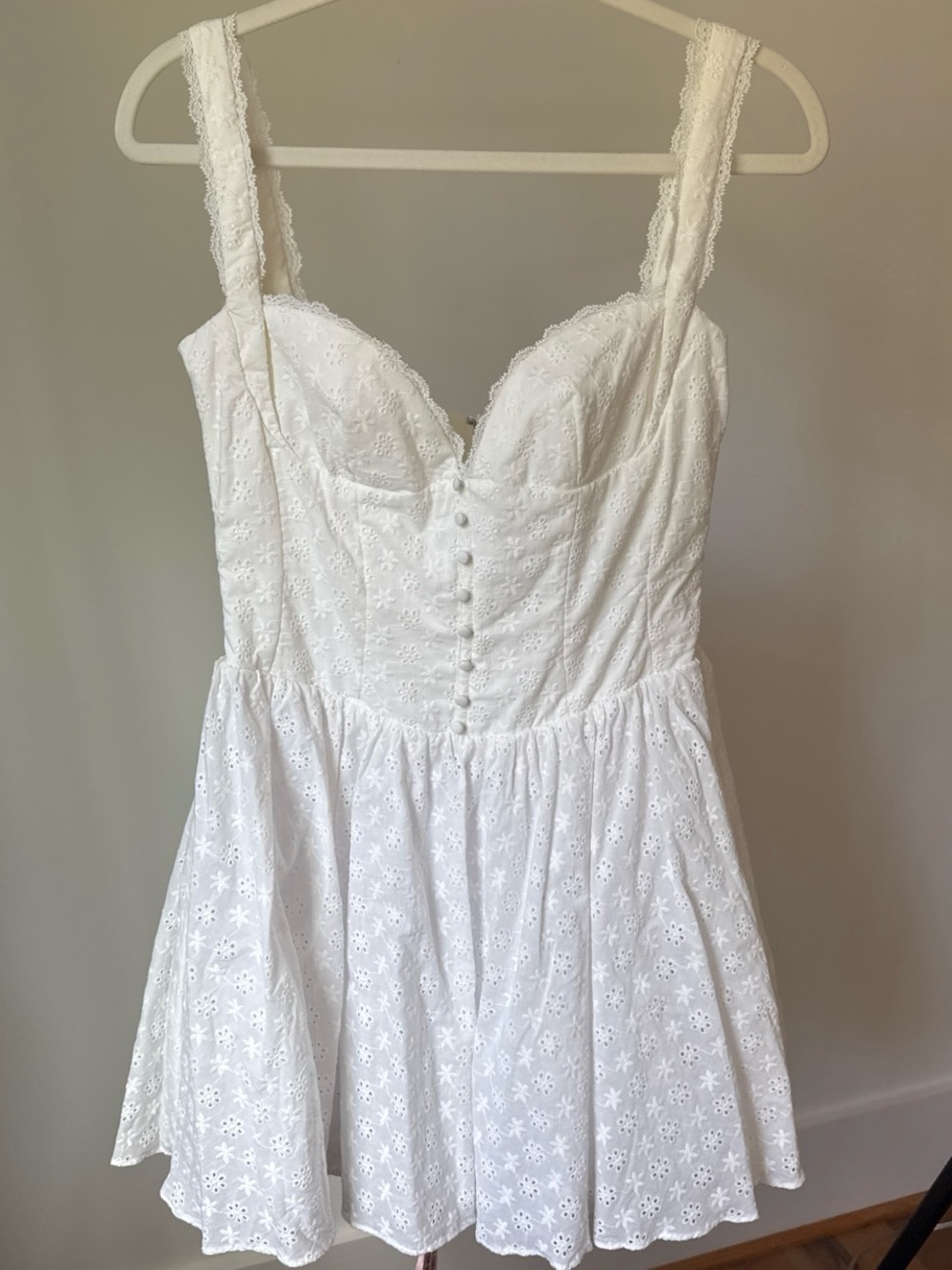 House of CB Brigette White Eyelet Lace Mini Dress - Size M New With Tags